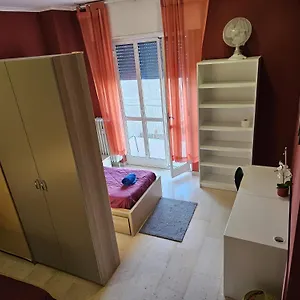 https://solo-donne-camera-2-letti-singoli-sesto-rondo.italymilanhotels.net